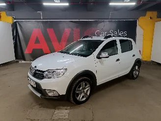 Renault Sandero photo-1